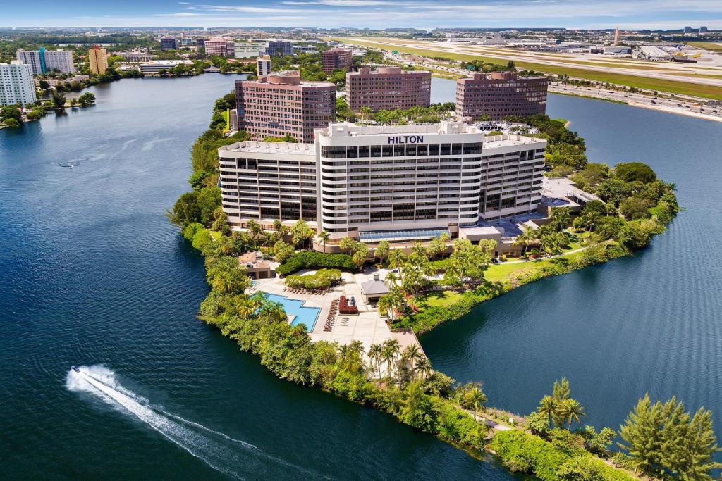 Hilton Miami Airport Blue Lagoon