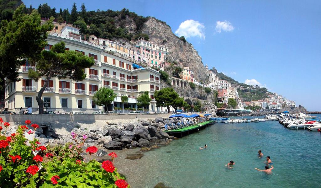 Hotel La Bussola (Amalfi) 