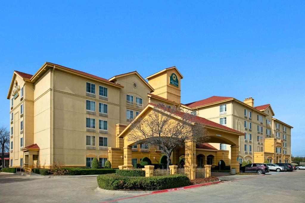 La Quinta by Wyndham DFW Airport South / Irving